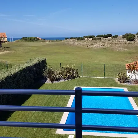 Calm - & Pool * Atouguia Da Baleia